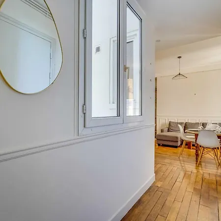 2bdr 4p Near Batignolles * Paris