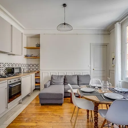 Apartment 2bdr 4p Near Batignolles Paris